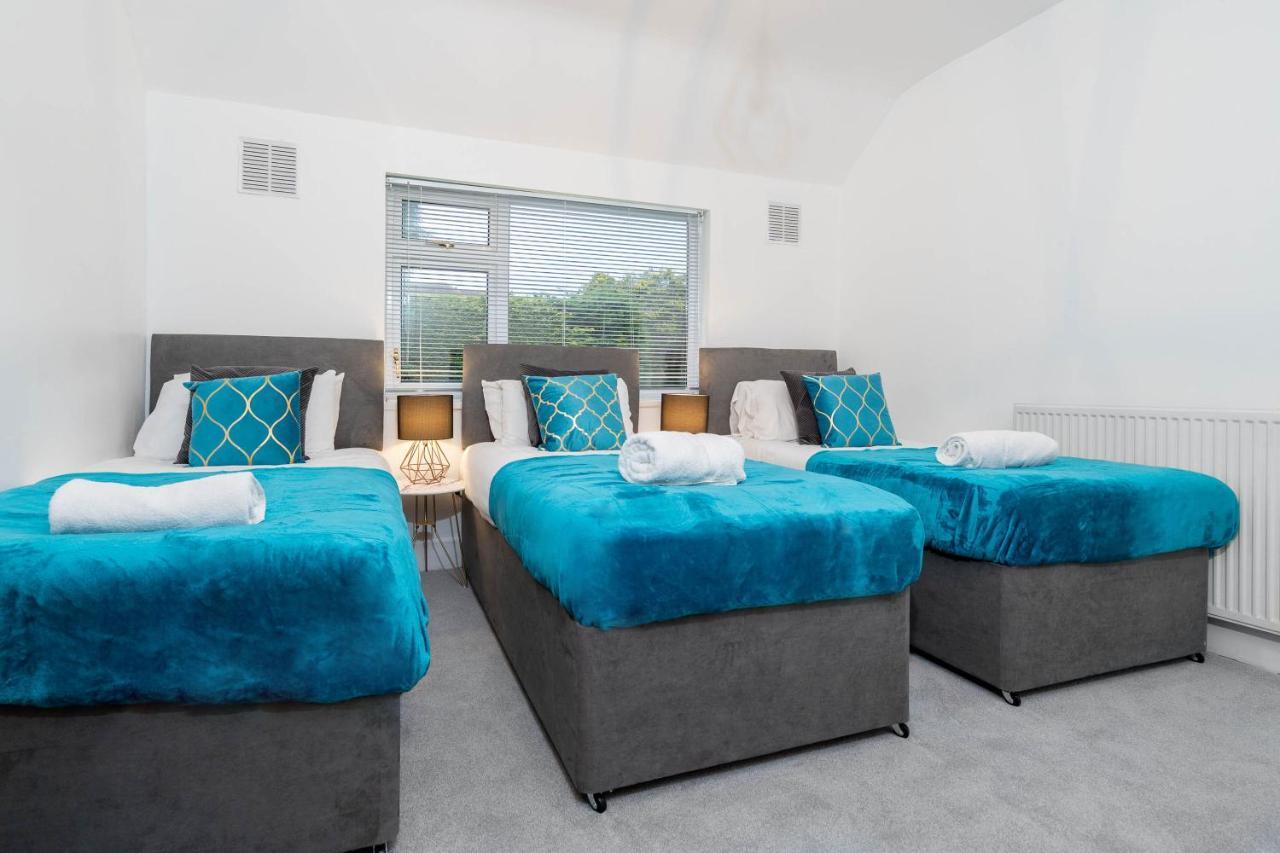 Large 4 Bedroom House - Top Rated - Off-Street Parking - Garden - Sleeps 9 - Contractors - Groups - Pool Table Northfield Eksteriør billede