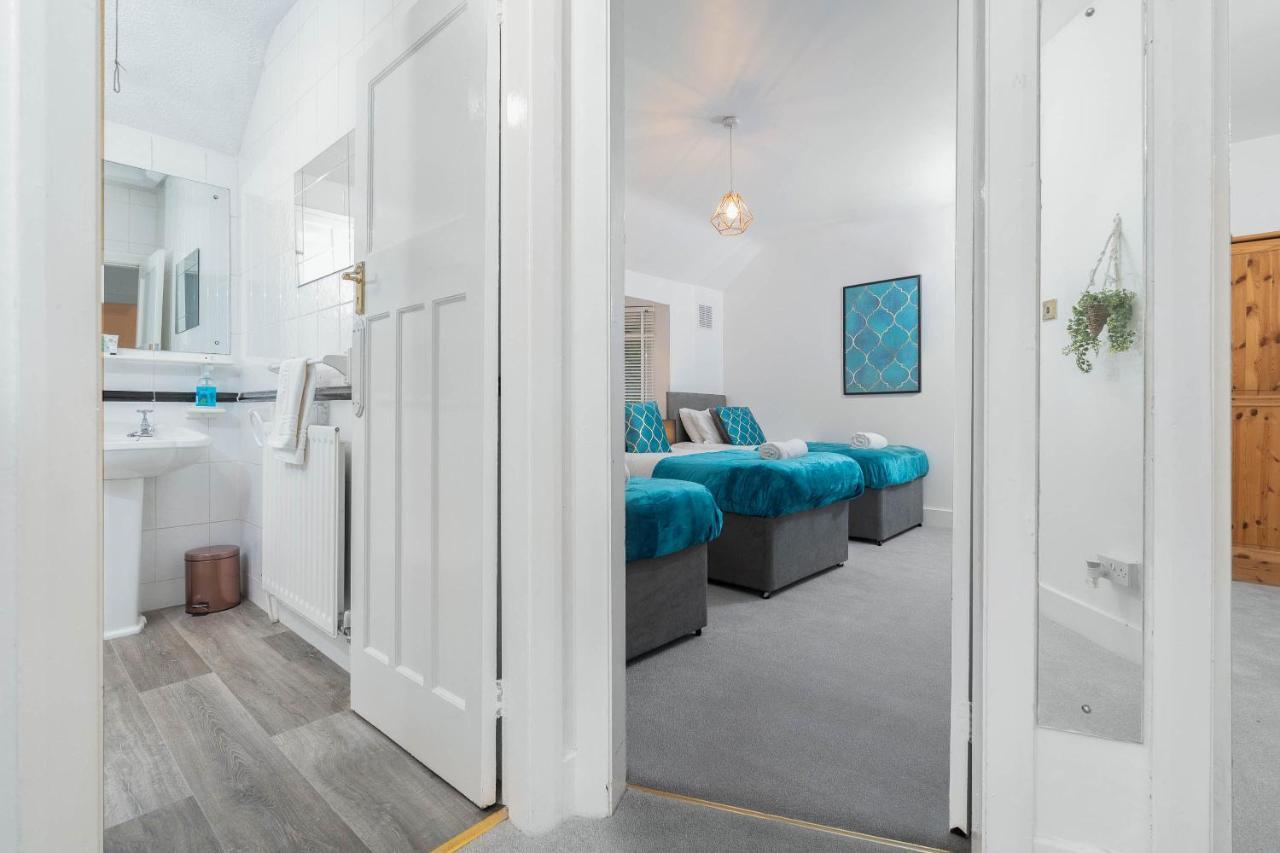 Large 4 Bedroom House - Top Rated - Off-Street Parking - Garden - Sleeps 9 - Contractors - Groups - Pool Table Northfield Eksteriør billede