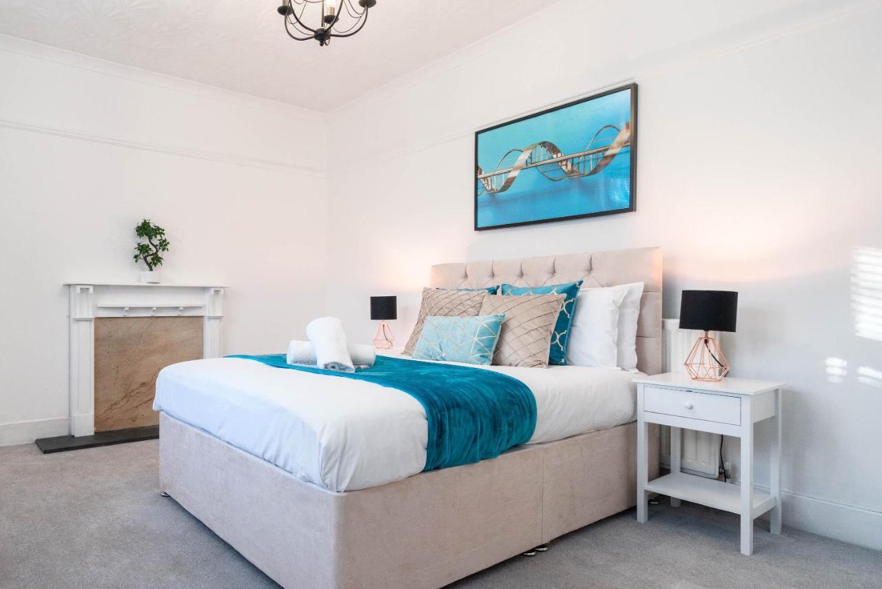 Large 4 Bedroom House - Top Rated - Off-Street Parking - Garden - Sleeps 9 - Contractors - Groups - Pool Table Northfield Eksteriør billede